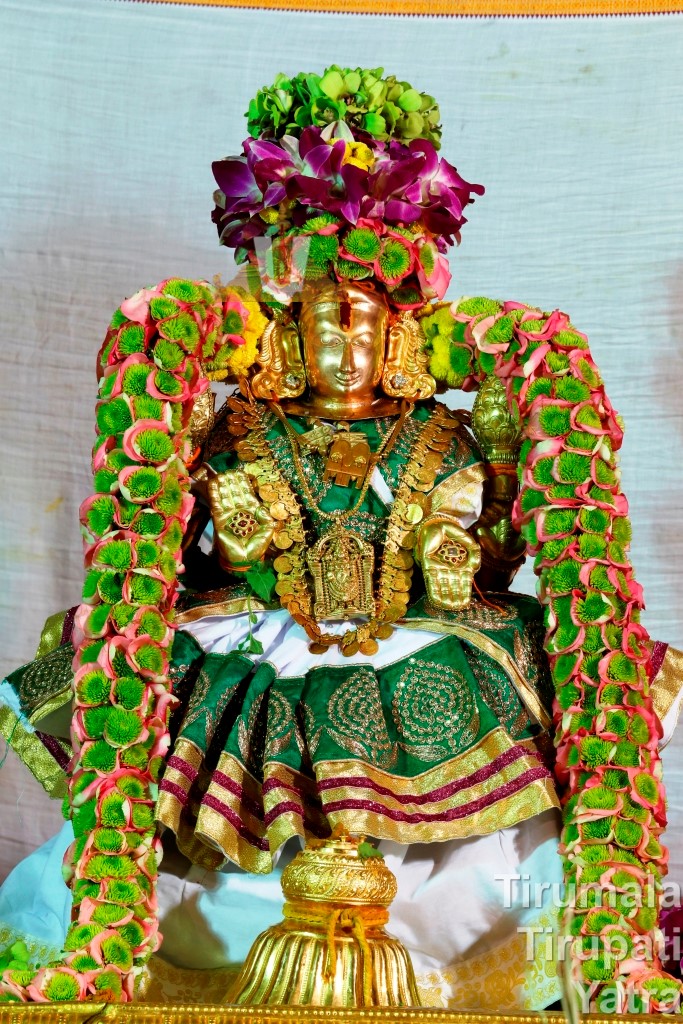 Padmavathi Ammavaru or Alamelu Manga - Tiruchanur