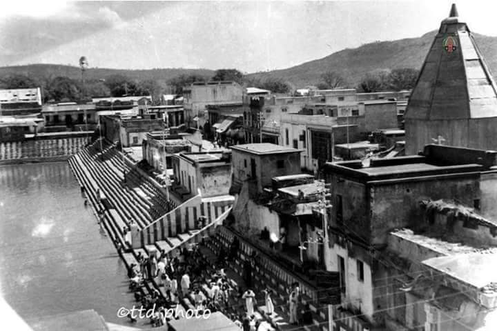 Pushkarini old picture, Tirumala