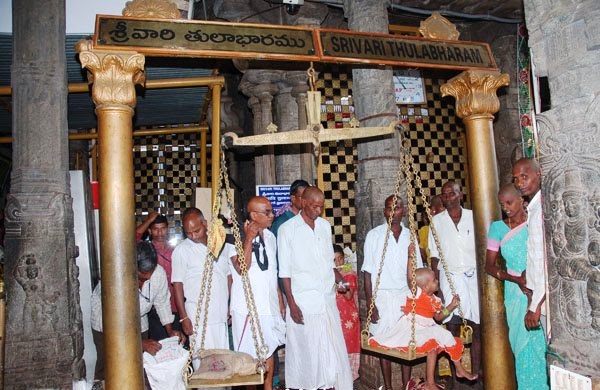 Sri Vari Thulabaram - Inside Tirumala Temple