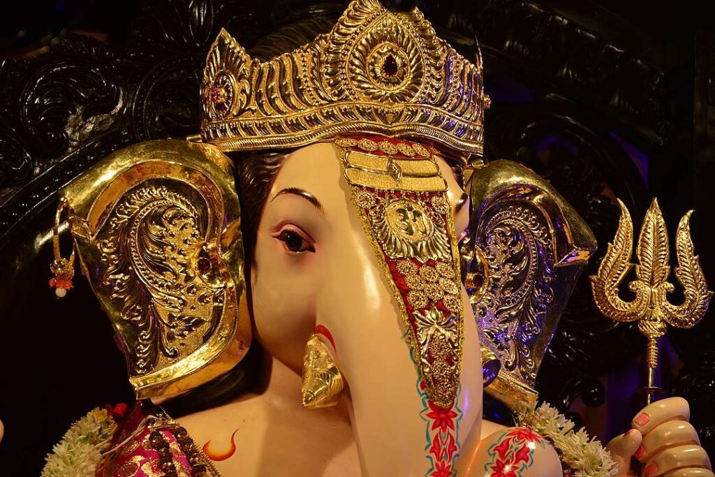 Ganpati idol in Pune