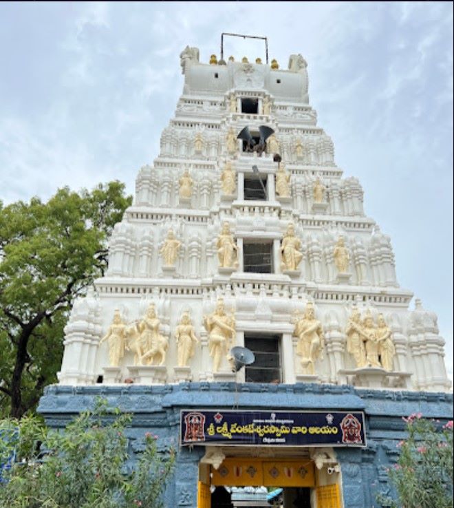Sri Lakshmi Venkateswara Swamy Temple - Devuni Kadapa