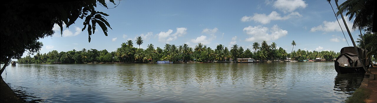 Panorama of the Pamba river from Alappuzha, taken during summer/monsoon.