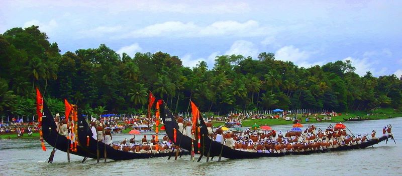 Aranmula Vallamkali - Kerala Boat Race