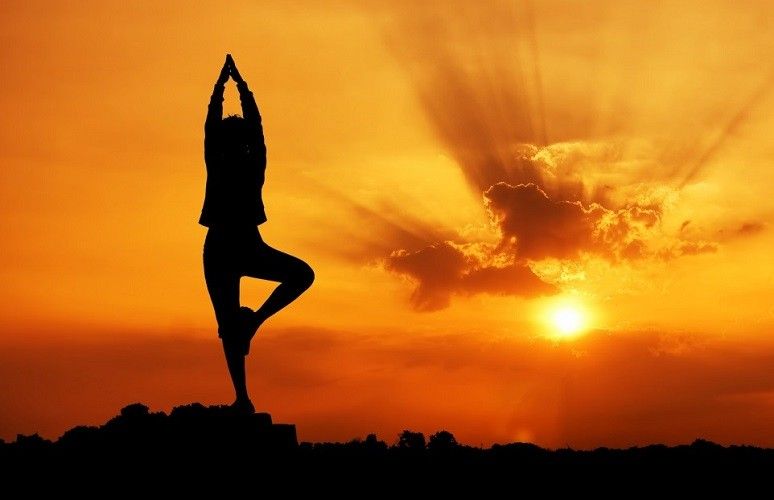 Hindu Yoga: Discover the Sacred Origins of Modern Yoga